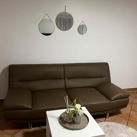 Homes 1 Lejlighed *